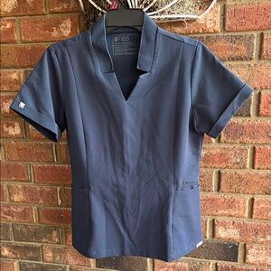 Figs Dark Harbor Inala Scrub Top